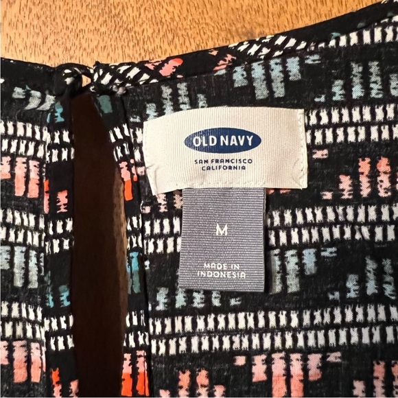 3/$15 Old Navy Chevron Striped Shorts Romper - Picture 6 of 7